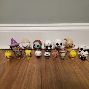 Funko Mystery Minis The Nightmare Before Christmas 16 Piece Vinyl Figure Lot